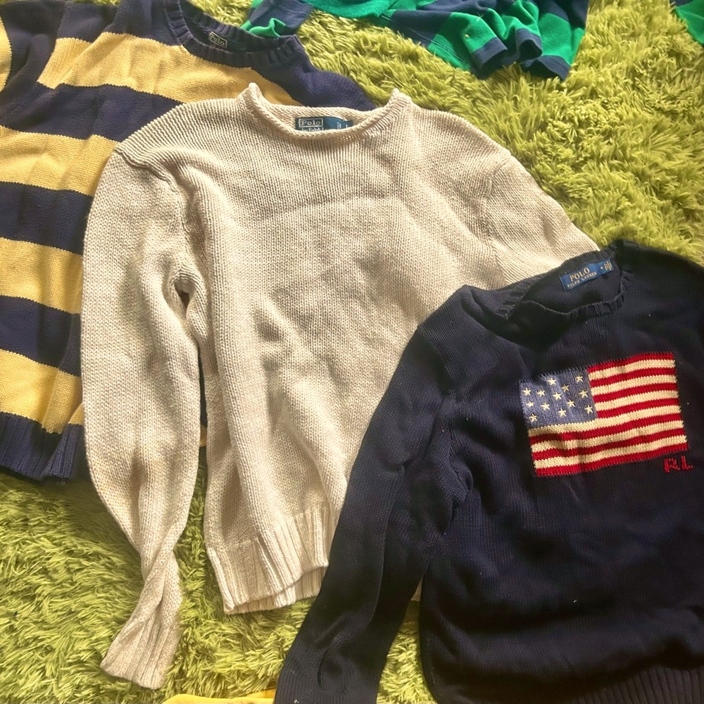 Ralph Lauren Lot Navy Sweater with Flag Design